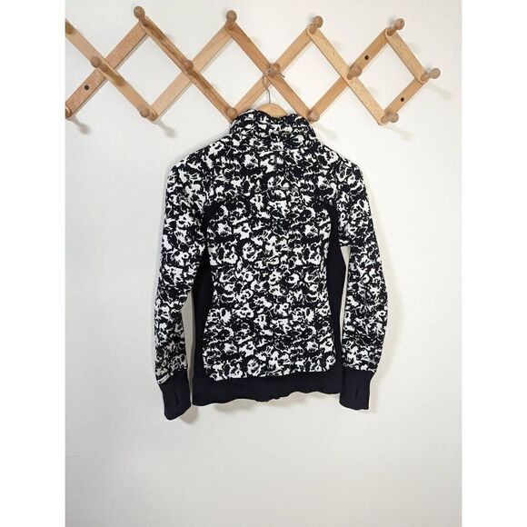 Lululemon Cozy Cuddle Up Jacket Fleur Sombre Black & White Full Zip Sweater - Picture 6 of 8